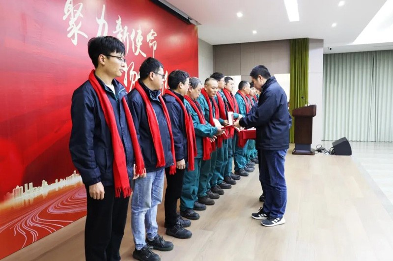 巅峰国际官网-钻营健全,你我一路成长