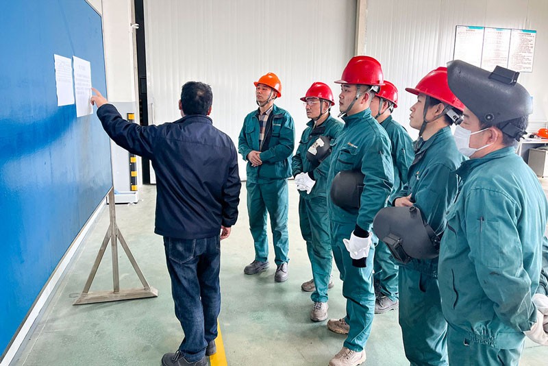 巅峰国际官网-钻营健全,你我一路成长