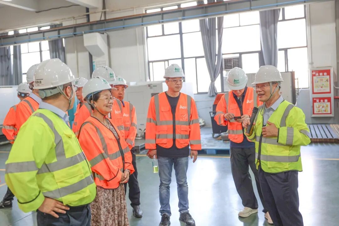 巅峰国际官网-钻营健全,你我一路成长